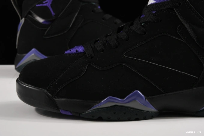 One Kick Jordan Air 7 304775-053 Retro Allen Bucks Ray 0714